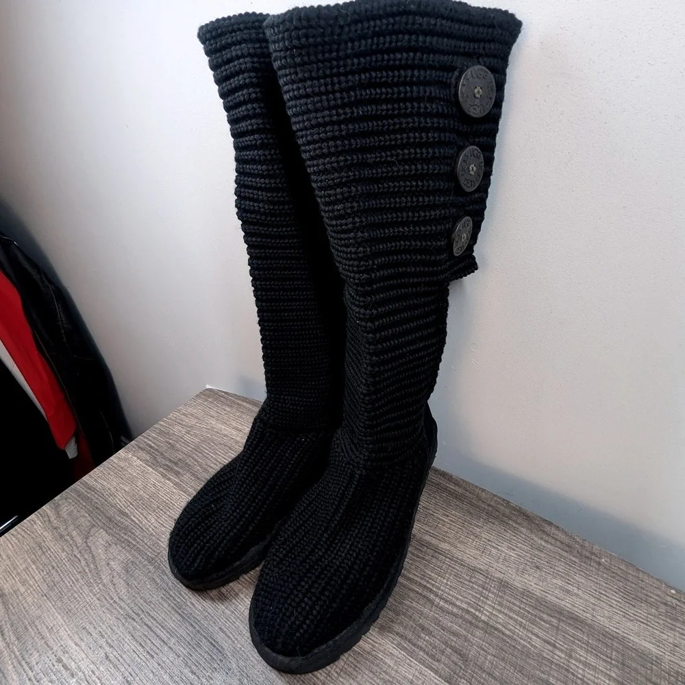 UGG Australia Women's‎ Black Knit Button Tall Boots Size 7